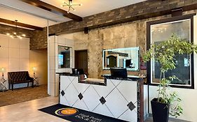 High Point Inn & Suites Peace River